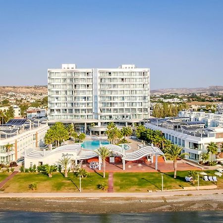 Radisson Beach Resort Larnaca Ngoại thất bức ảnh