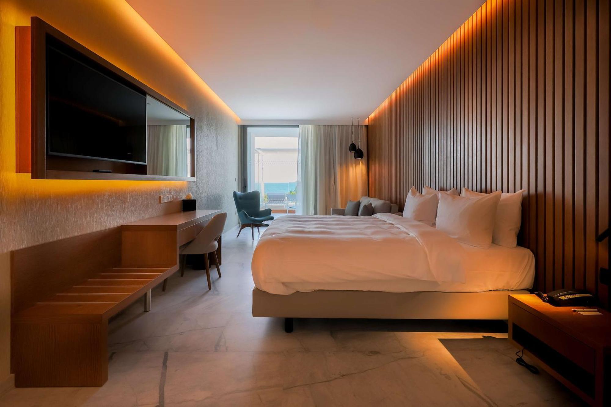 Radisson Beach Resort Larnaca Ngoại thất bức ảnh