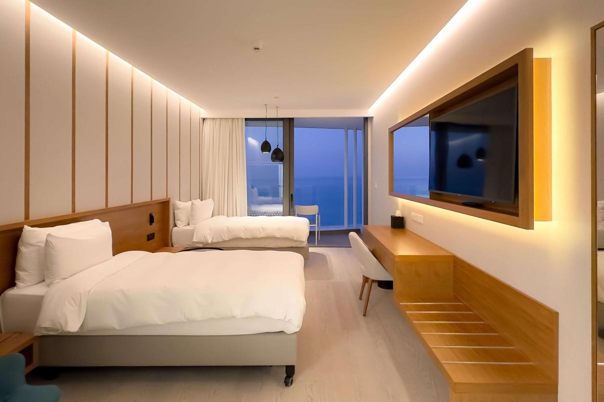 Radisson Beach Resort Larnaca Ngoại thất bức ảnh