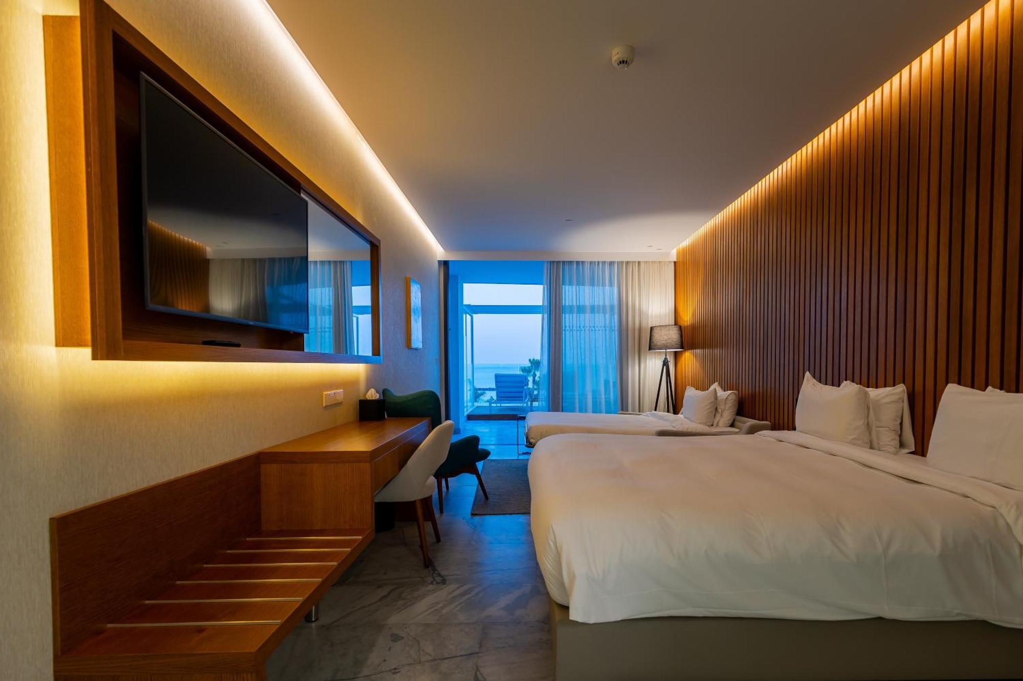 Radisson Beach Resort Larnaca Ngoại thất bức ảnh