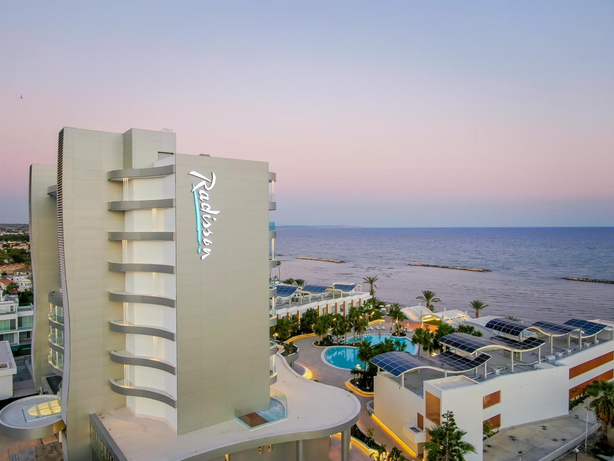 Radisson Beach Resort Larnaca Ngoại thất bức ảnh