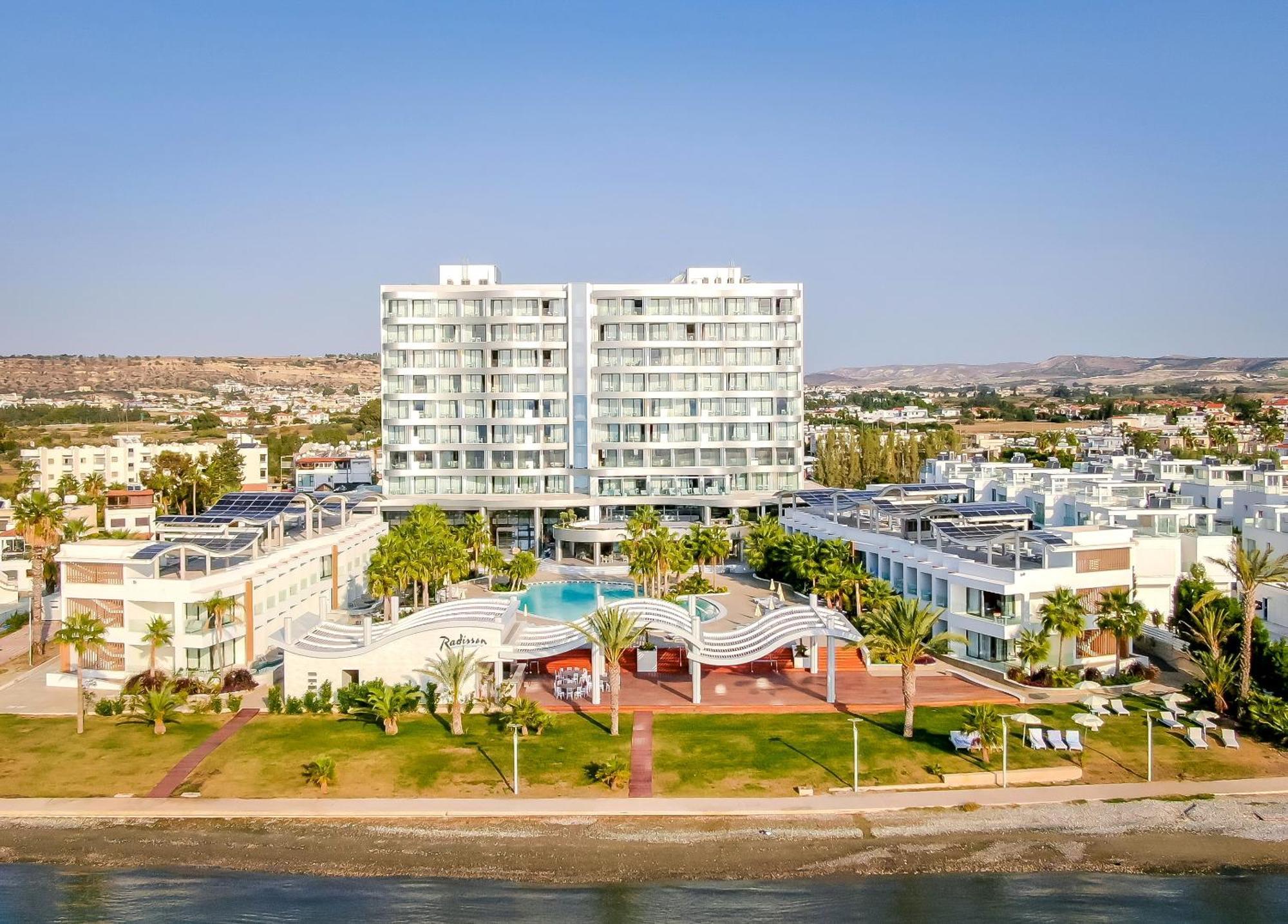 Radisson Beach Resort Larnaca Ngoại thất bức ảnh